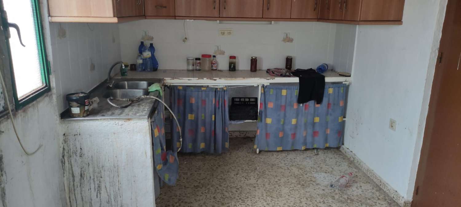 CORTIJO 5 MINUTES FROM ANTEQUERA