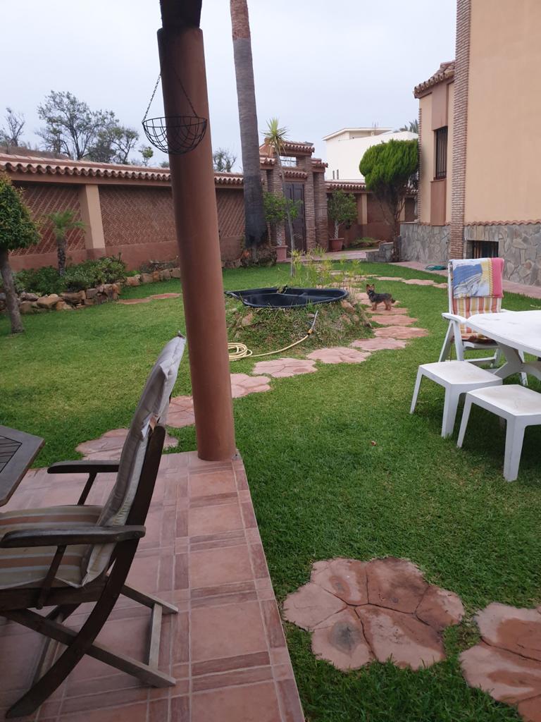 Villa for sale in Estación de Cártama