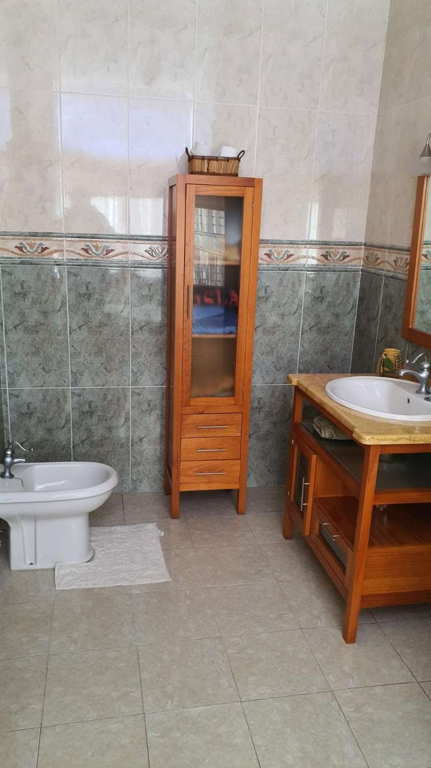 Villa for sale in Estación de Cártama
