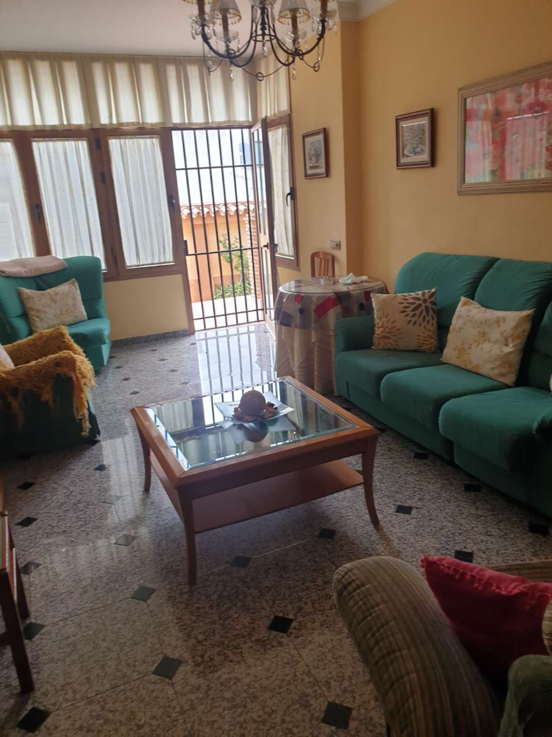 Villa for sale in Estación de Cártama