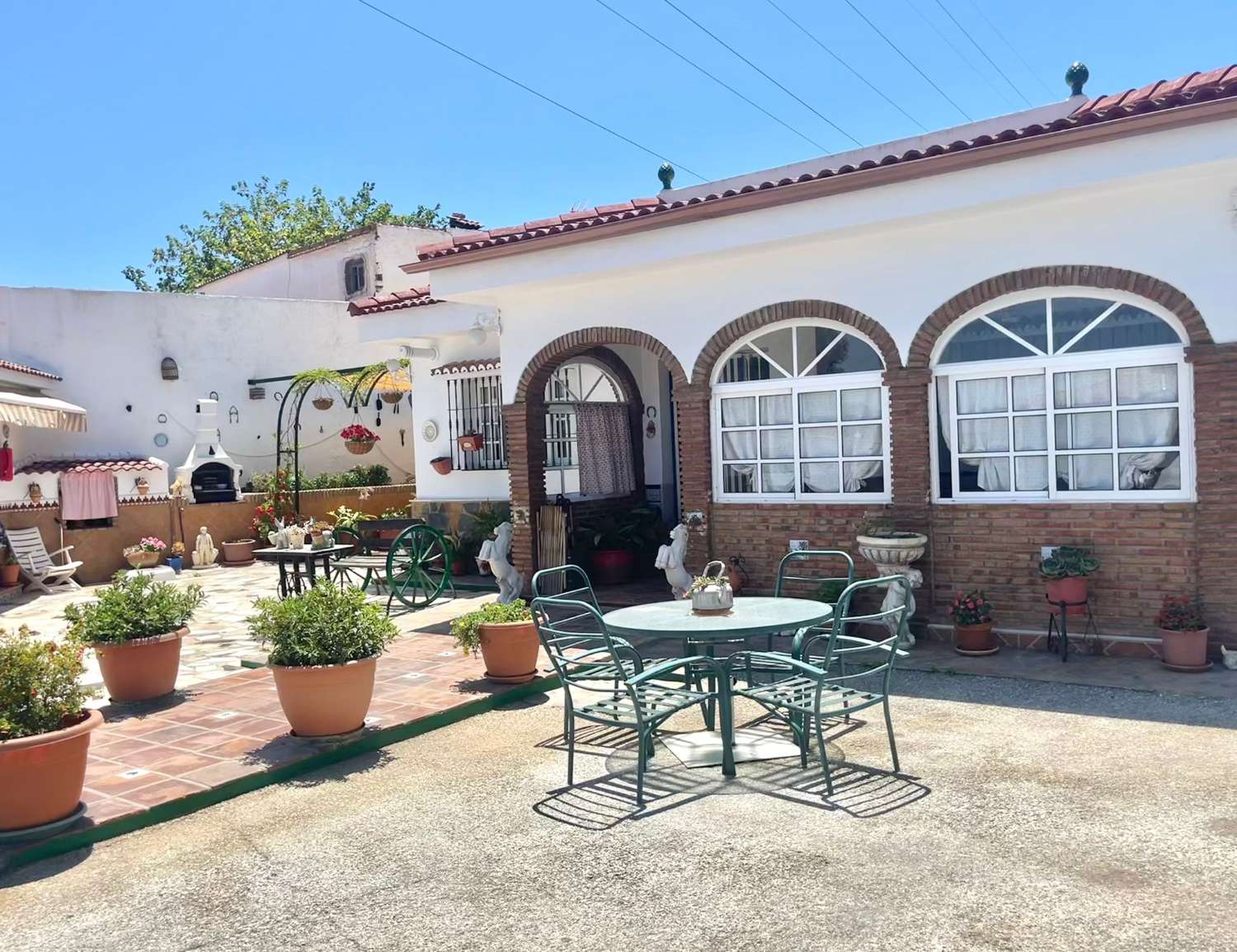 Finca with house and facilities for horses in Alhaurin de la Torre.