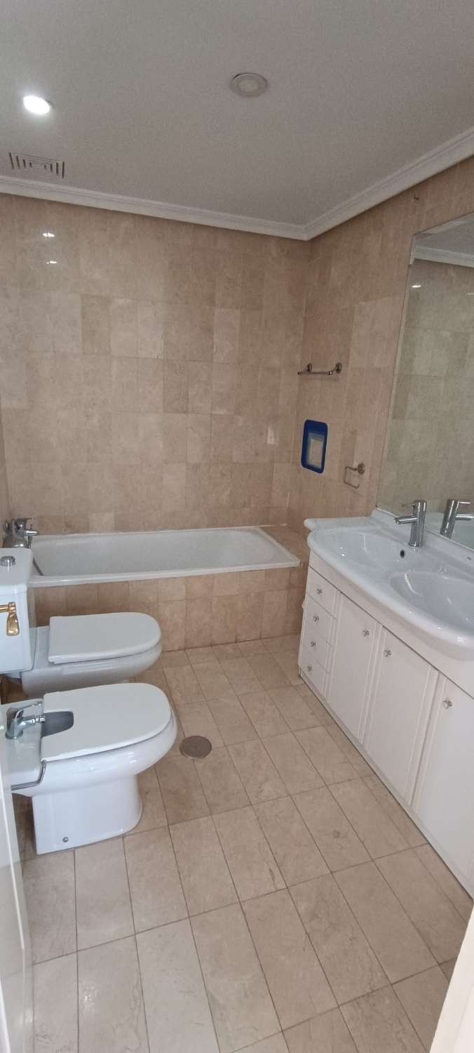 Chalet en alquiler en Alhaurín de la Torre