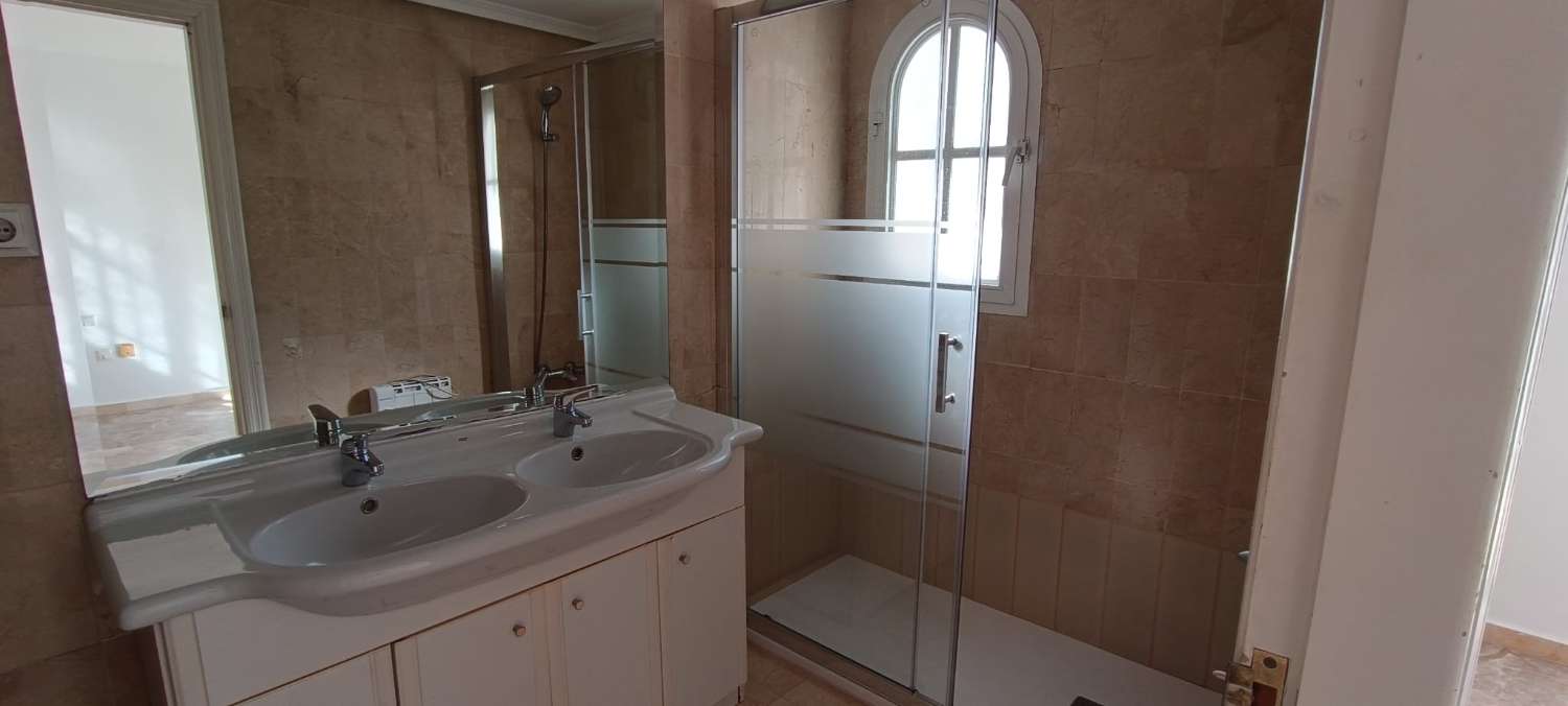 Chalet en alquiler en Alhaurín de la Torre