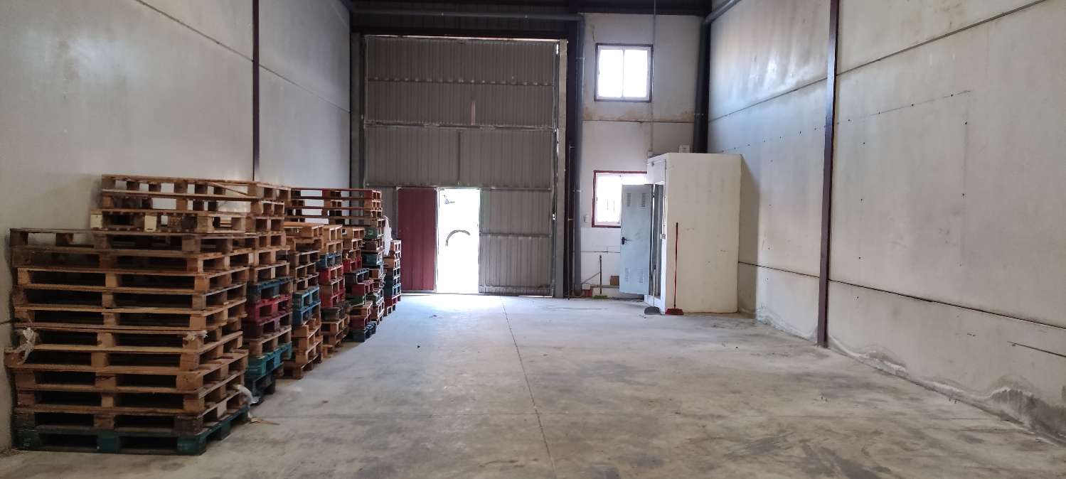 Nave en venta en Alhaurín de la Torre