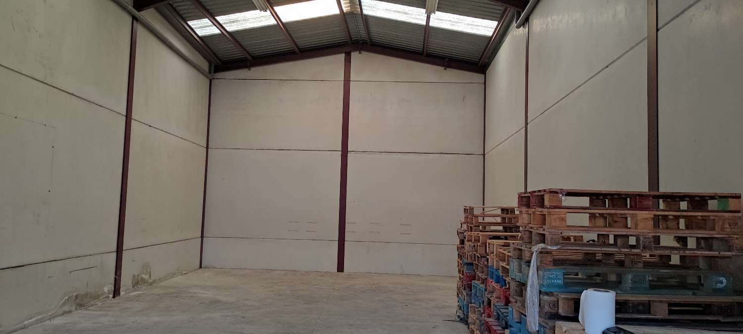 Nave en venta en Alhaurín de la Torre