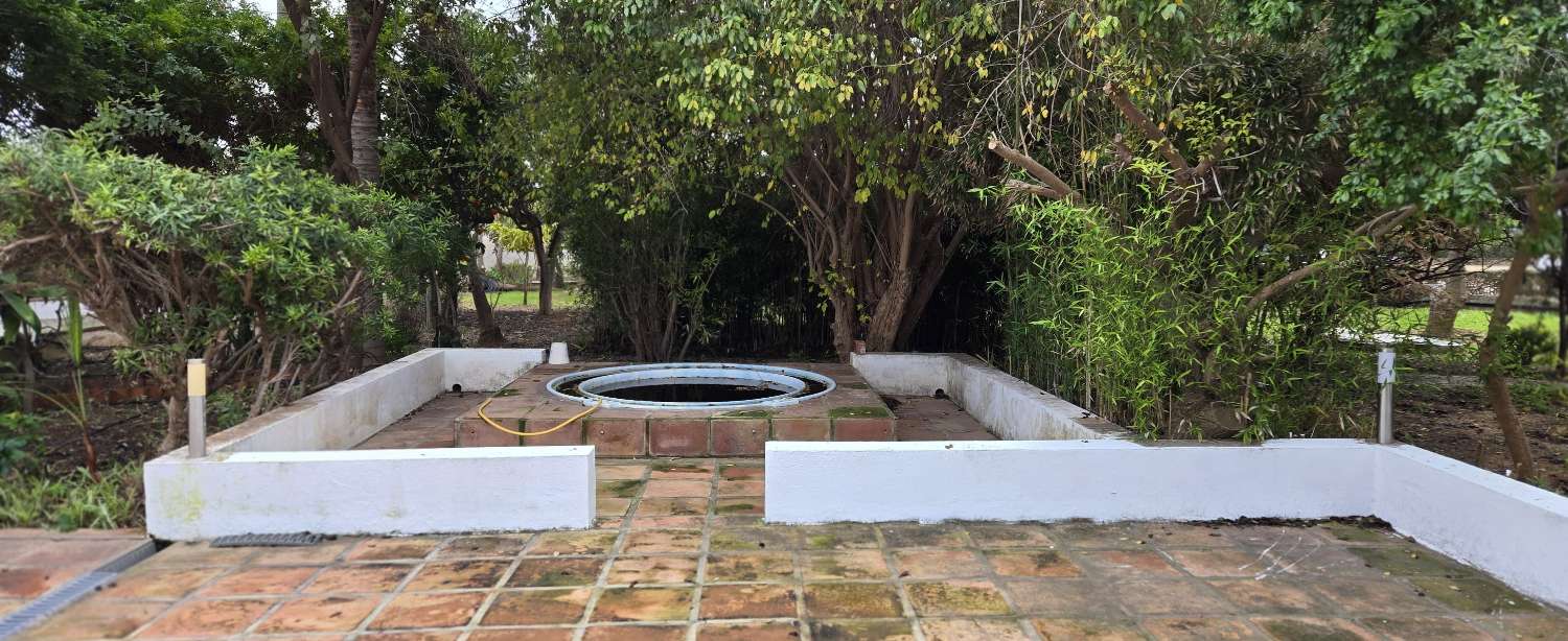 Villa for sale in Alhaurín de la Torre