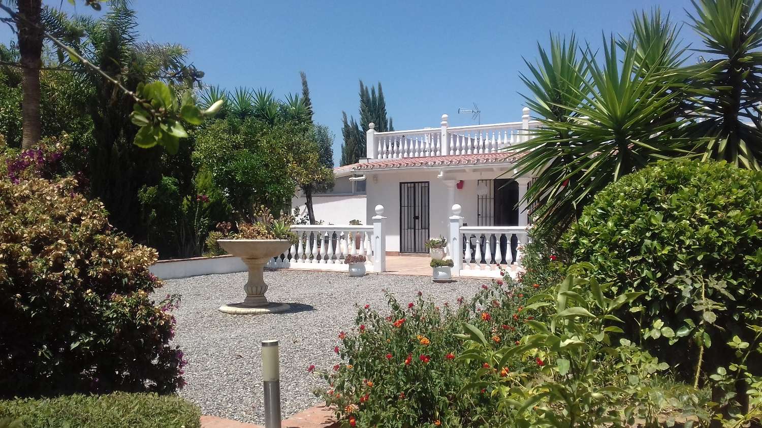 Villa for sale in Alhaurín de la Torre