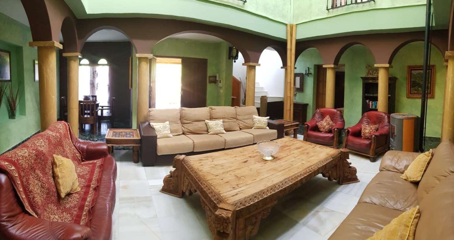 Chalet en venta en Alhaurín de la Torre