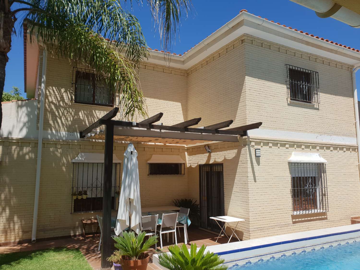 Villa en venta en Alhaurín de la Torre