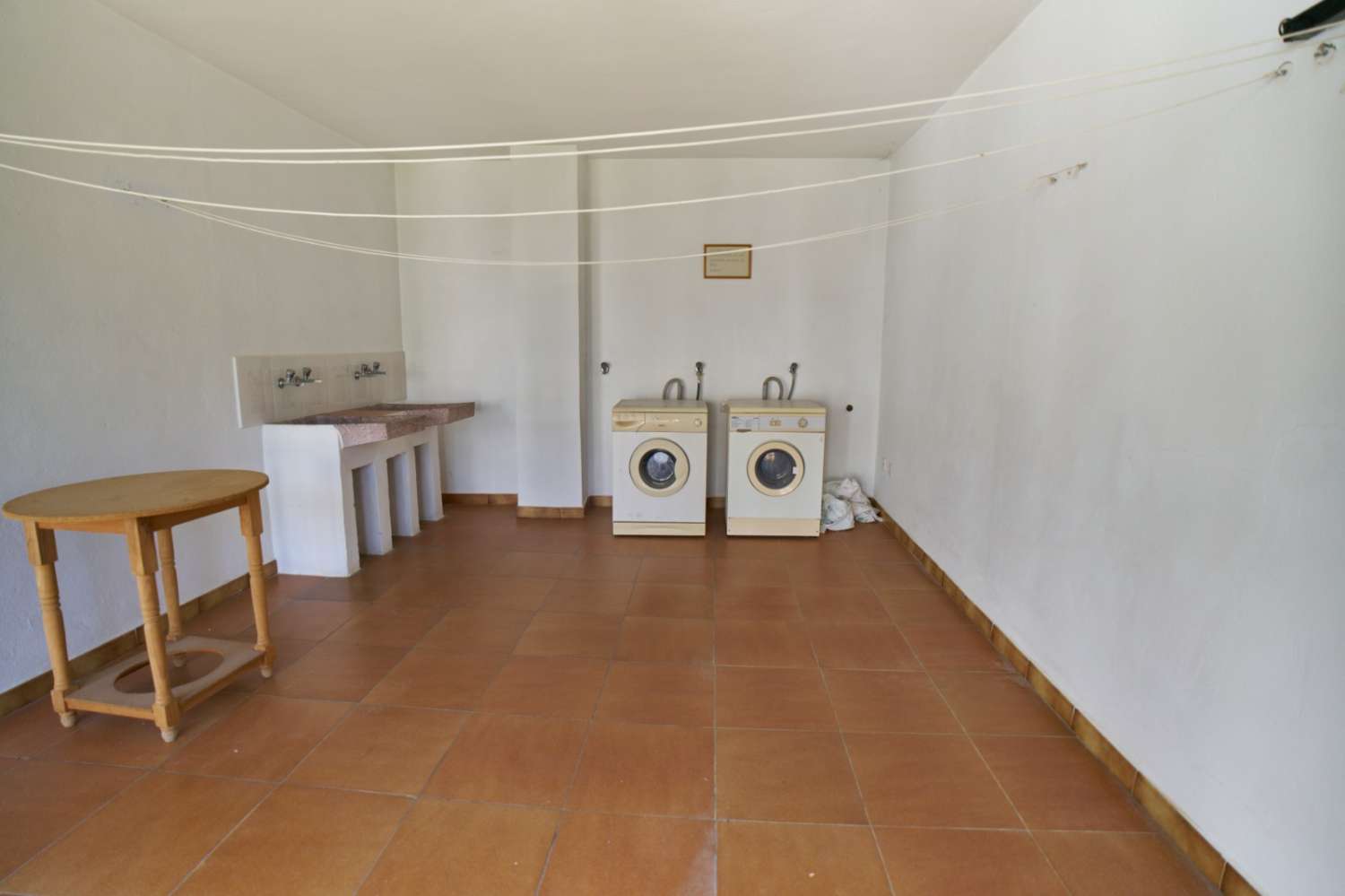 Edificio en venta en Tolox