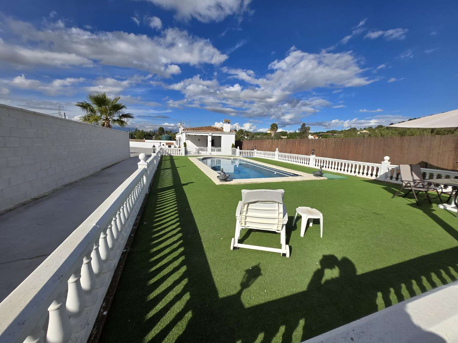 Villa for sale in Cártama