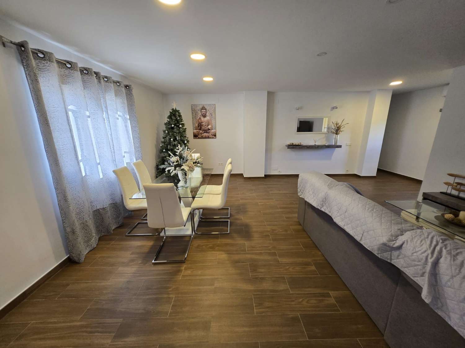 Villa for sale in Cártama