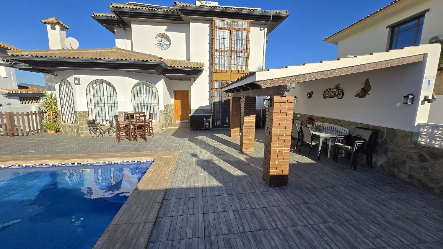 Villa for sale in Alhaurín de la Torre