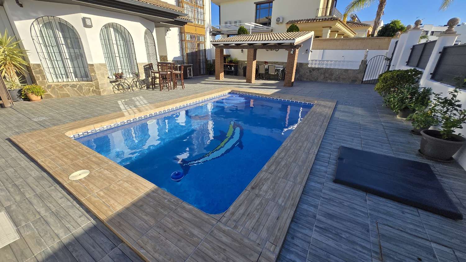 Villa for sale in Alhaurín de la Torre