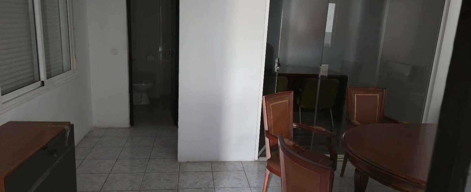 Nave en alquiler en Alhaurín de la Torre