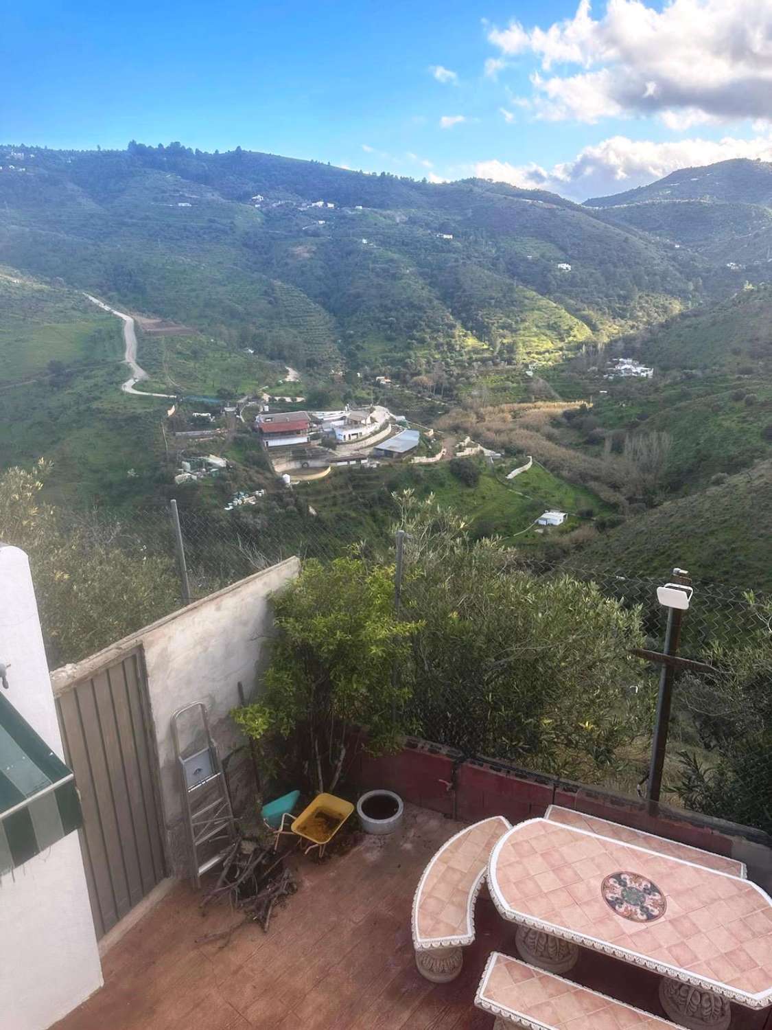 Country Property for sale in Guaro