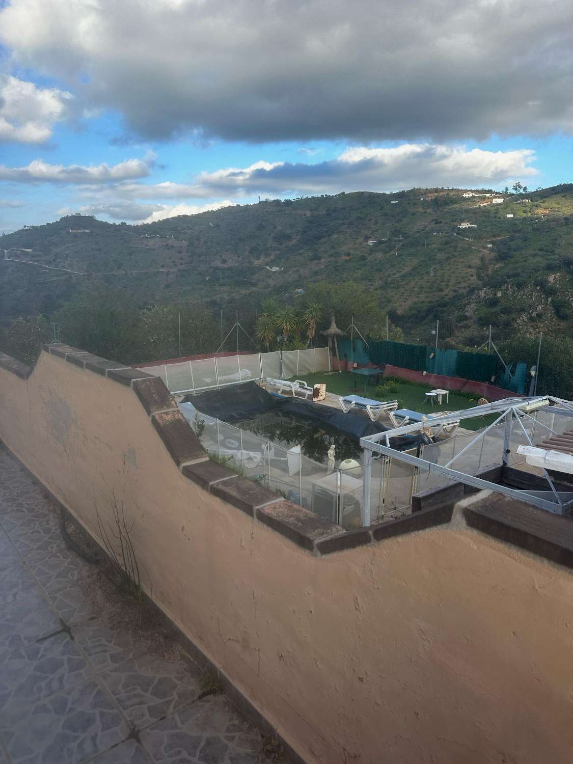 Country Property for sale in Guaro