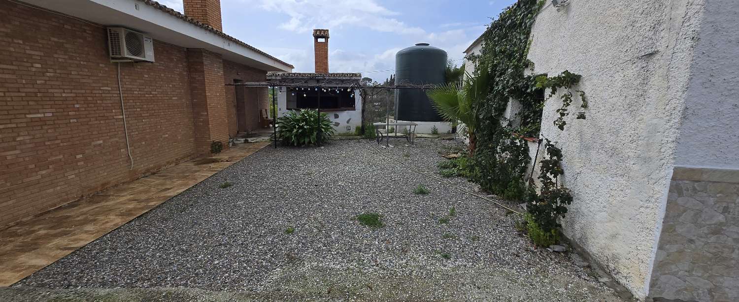 Domain en vente à Alhaurín el Grande