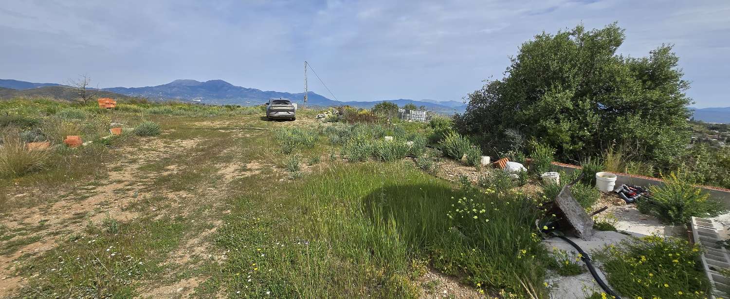 Parcela en venta en Coín