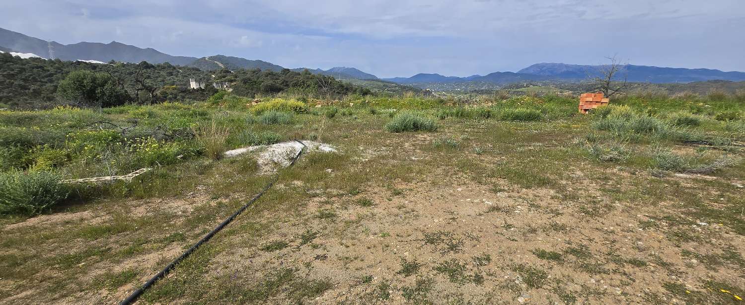 Parcela en venta en Coín
