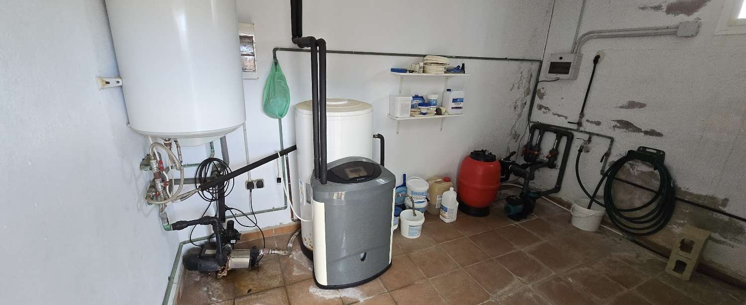 Villa for sale in Alhaurín de la Torre