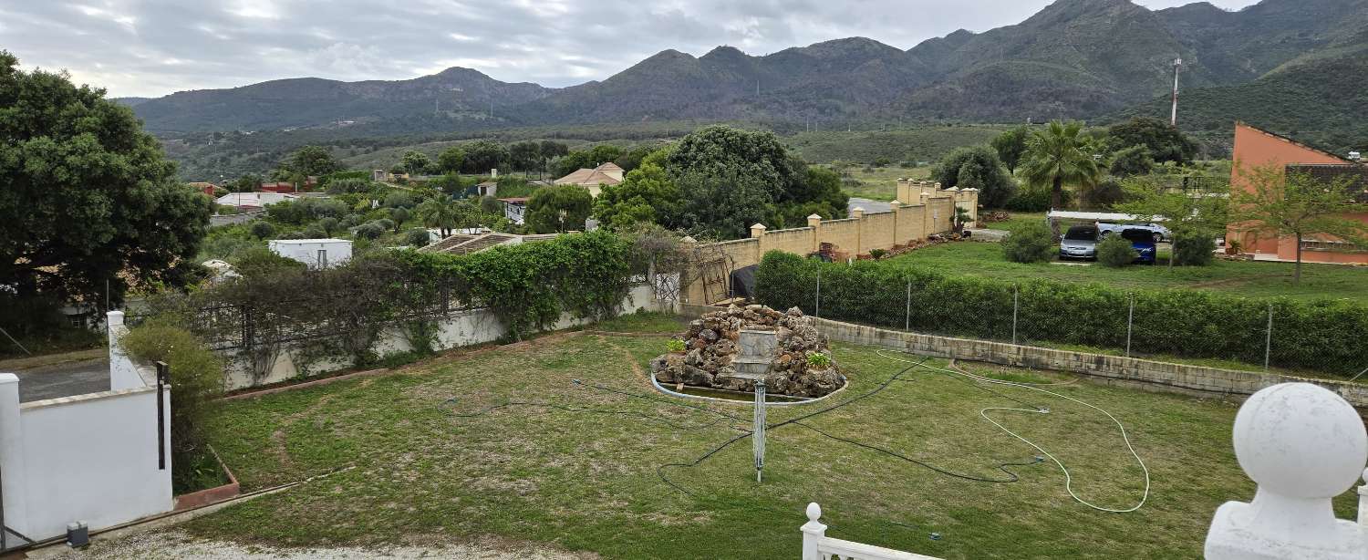 Villa for sale in Alhaurín de la Torre