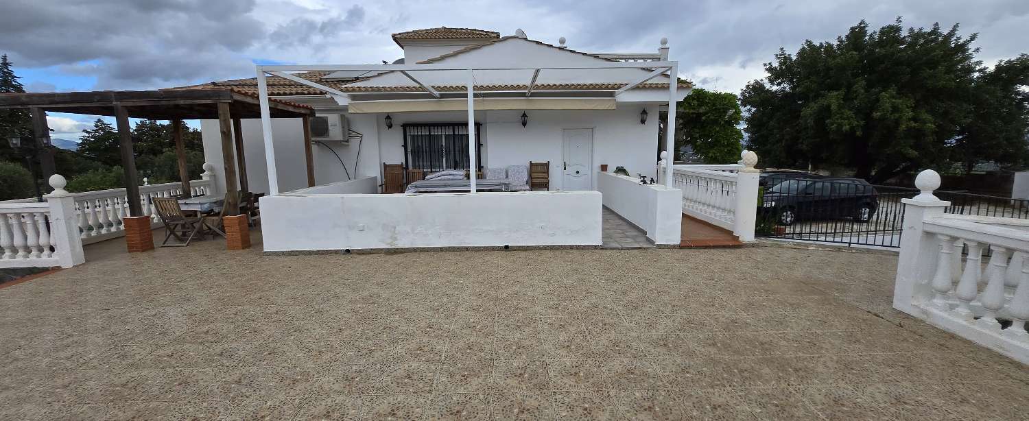 Villa for sale in Alhaurín de la Torre