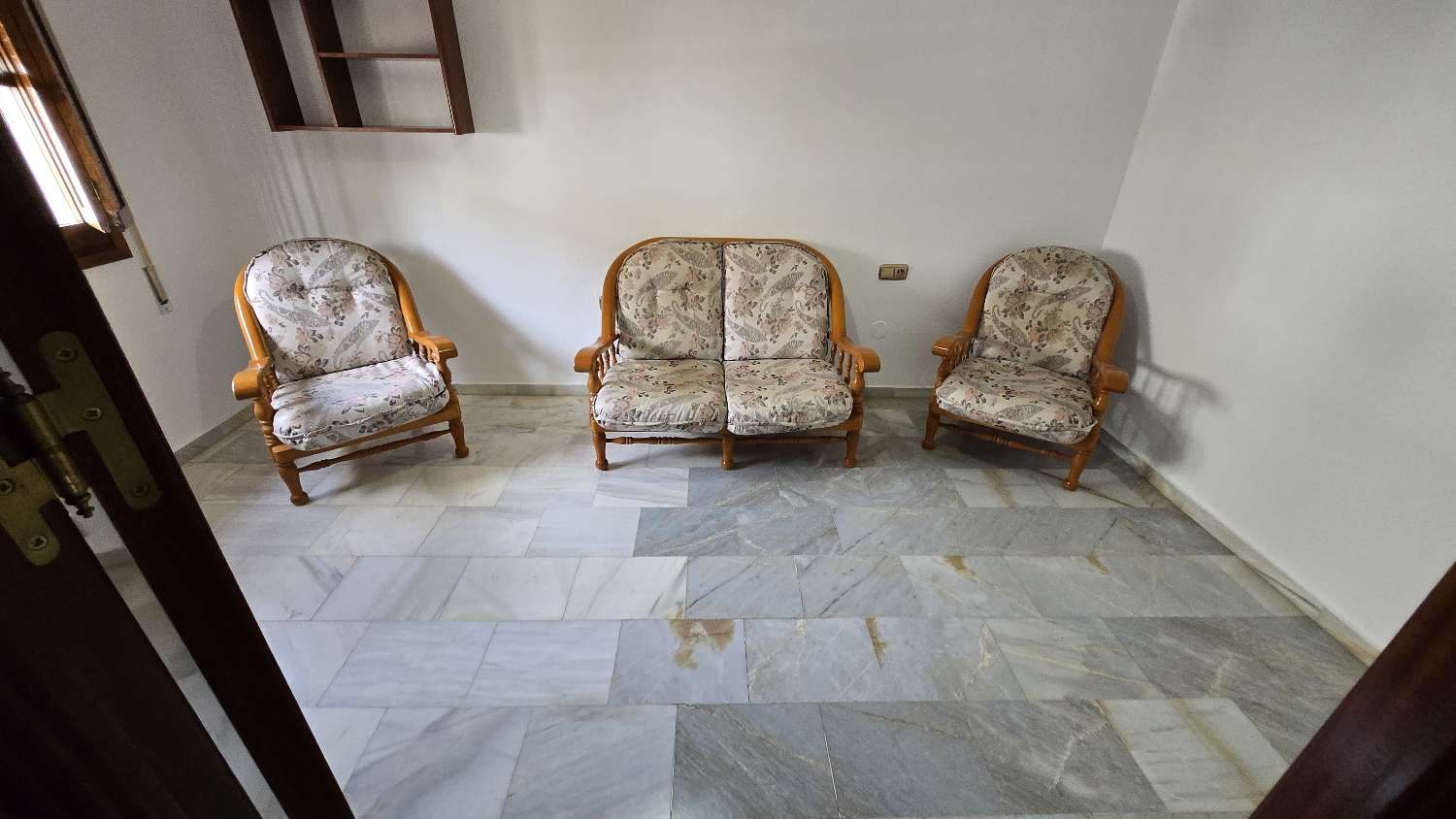 Chalet for rent in Churriana (Málaga)