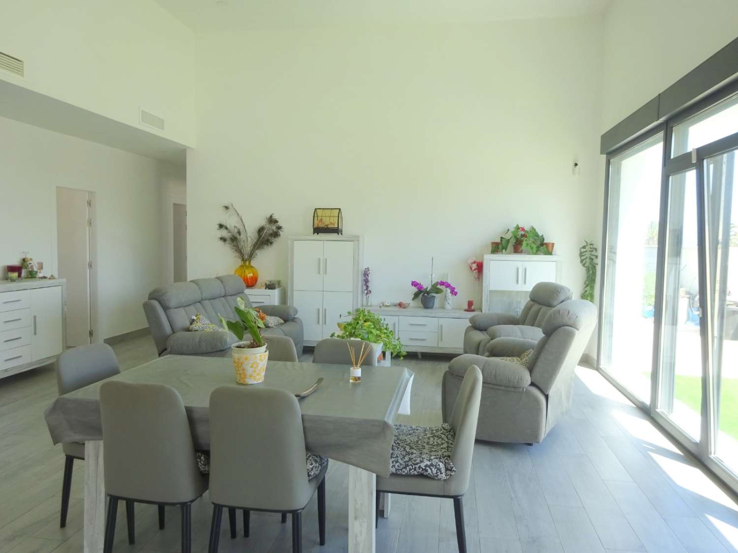 Villa for sale in Alhaurín de la Torre