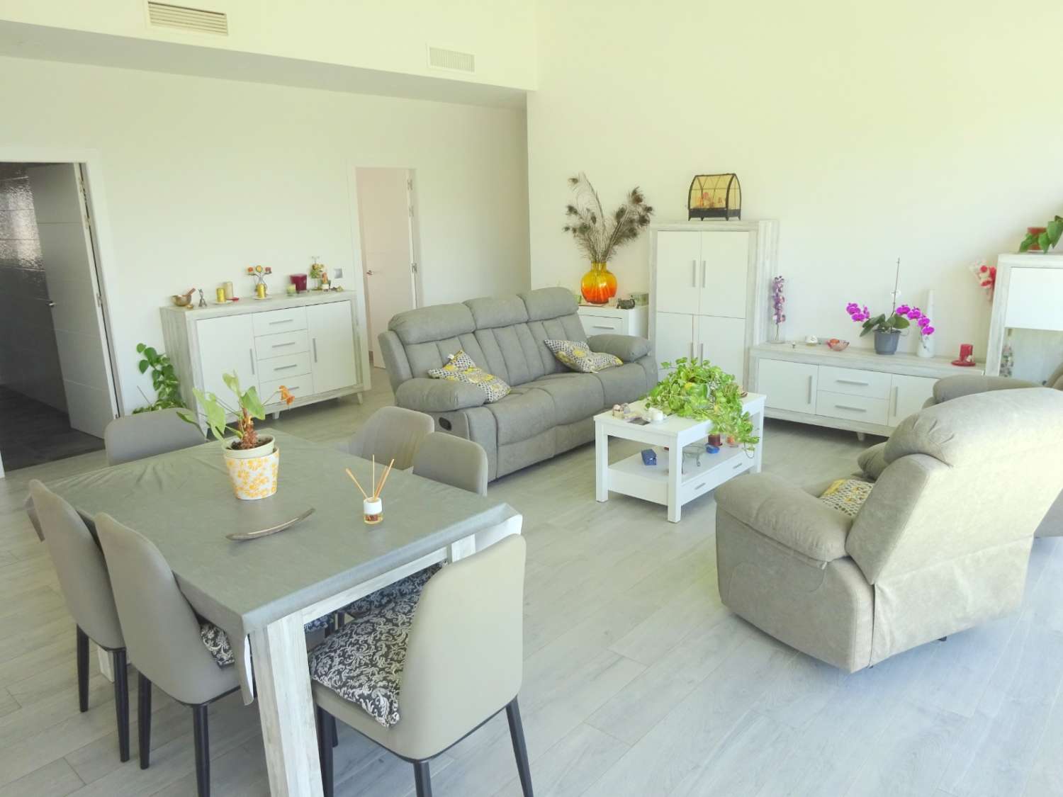 Villa for sale in Alhaurín de la Torre