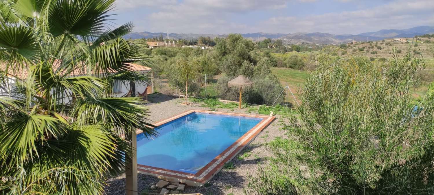 Villa en alquiler en Estación de Cártama