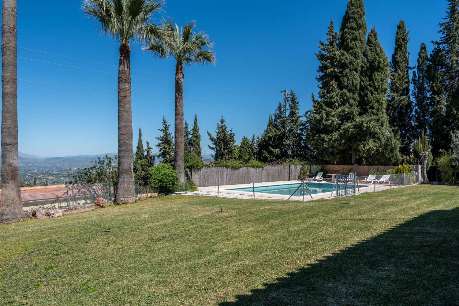 Villa till salu i Alhaurín el Grande