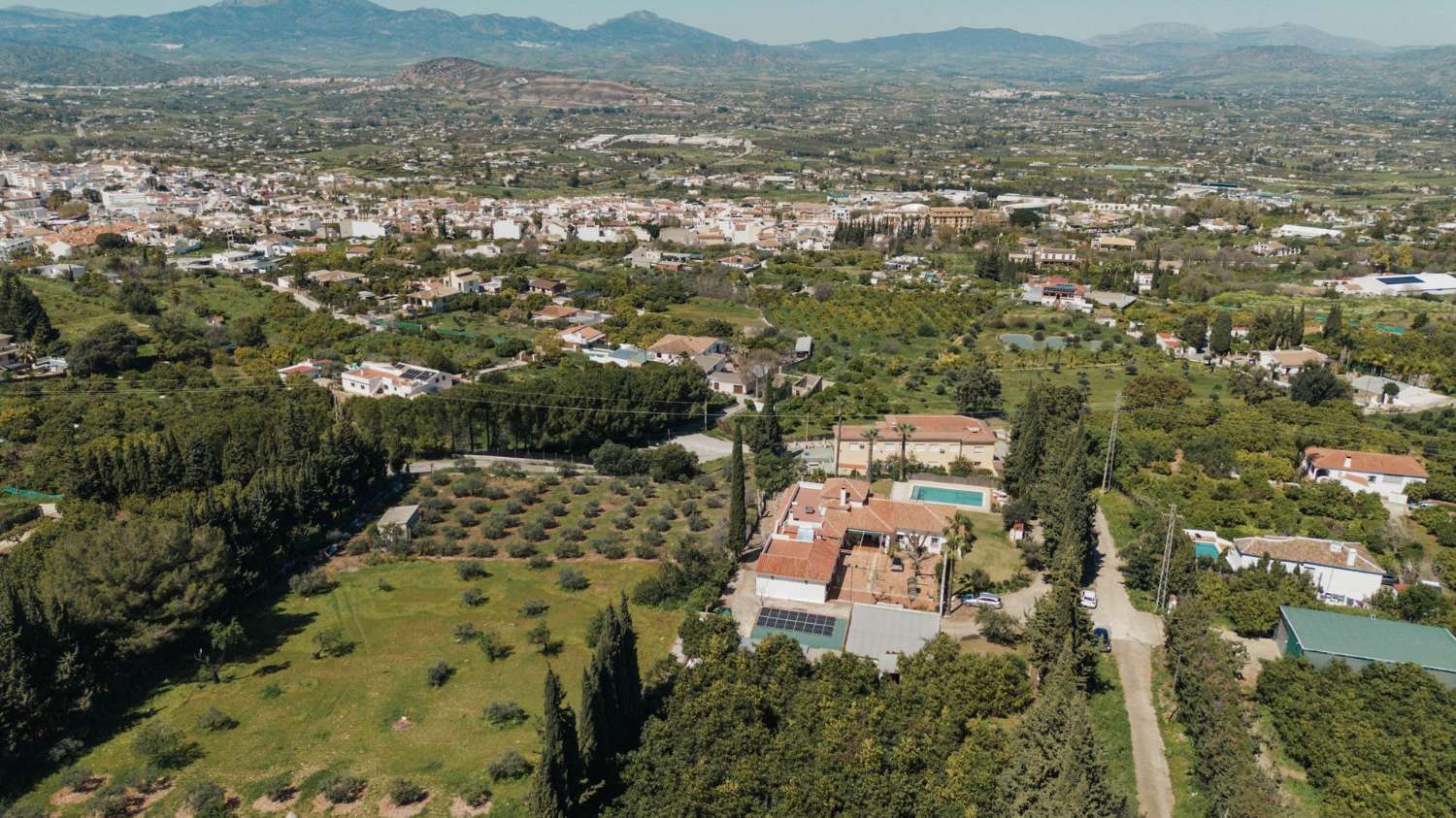 Villa till salu i Alhaurín el Grande