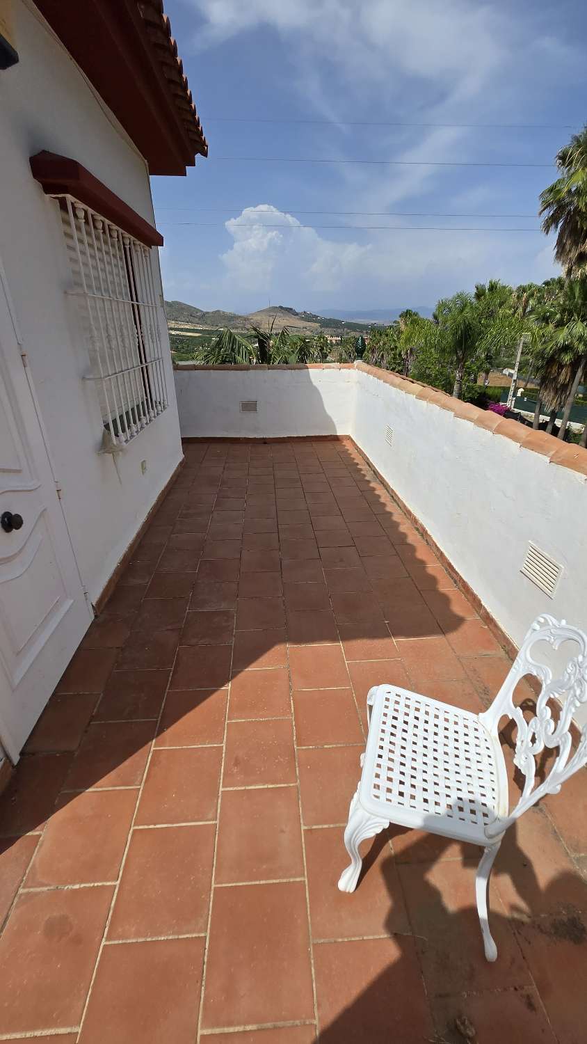 Villa en venta en Alhaurín de la Torre