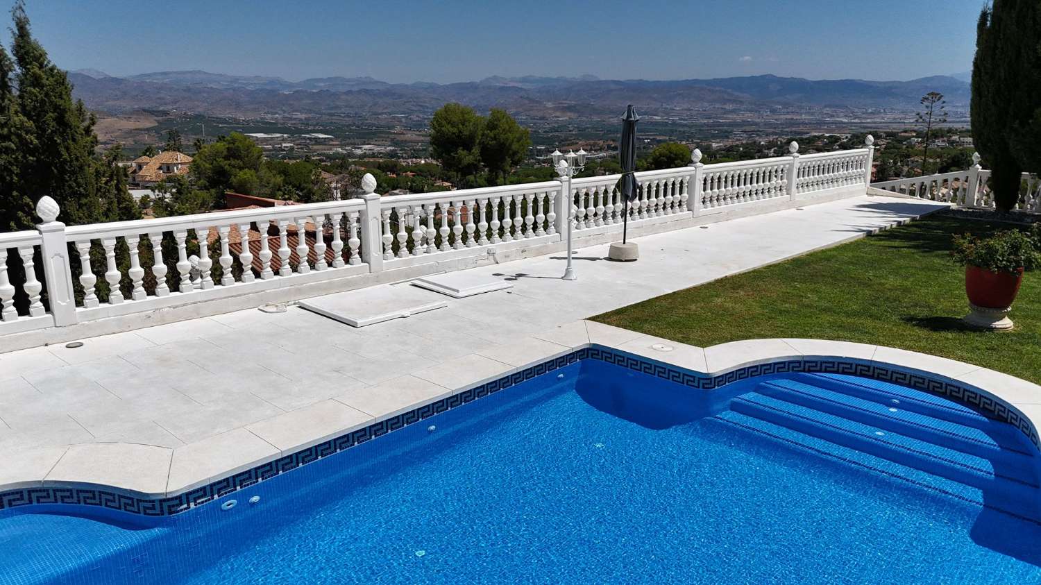 Villa en vente à Alhaurín de la Torre