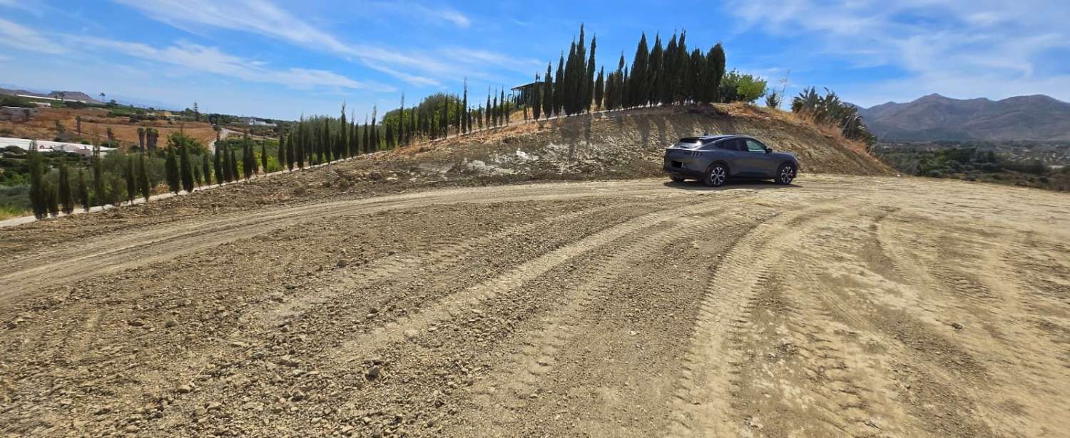 Country Property for sale in Alhaurín de la Torre