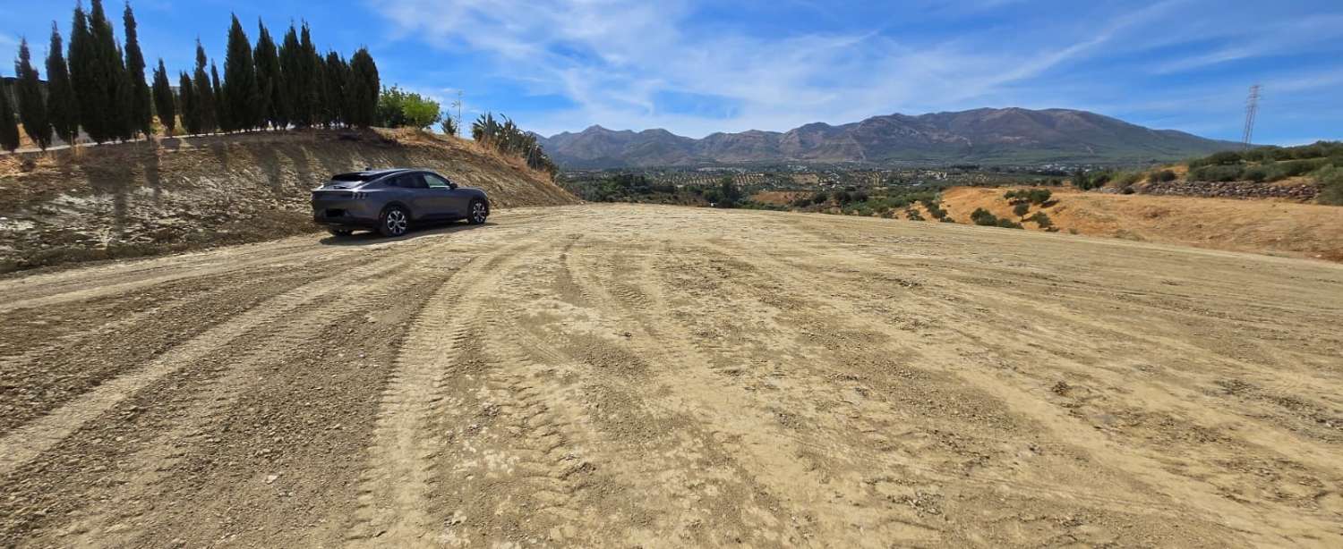 Country Property for sale in Alhaurín de la Torre