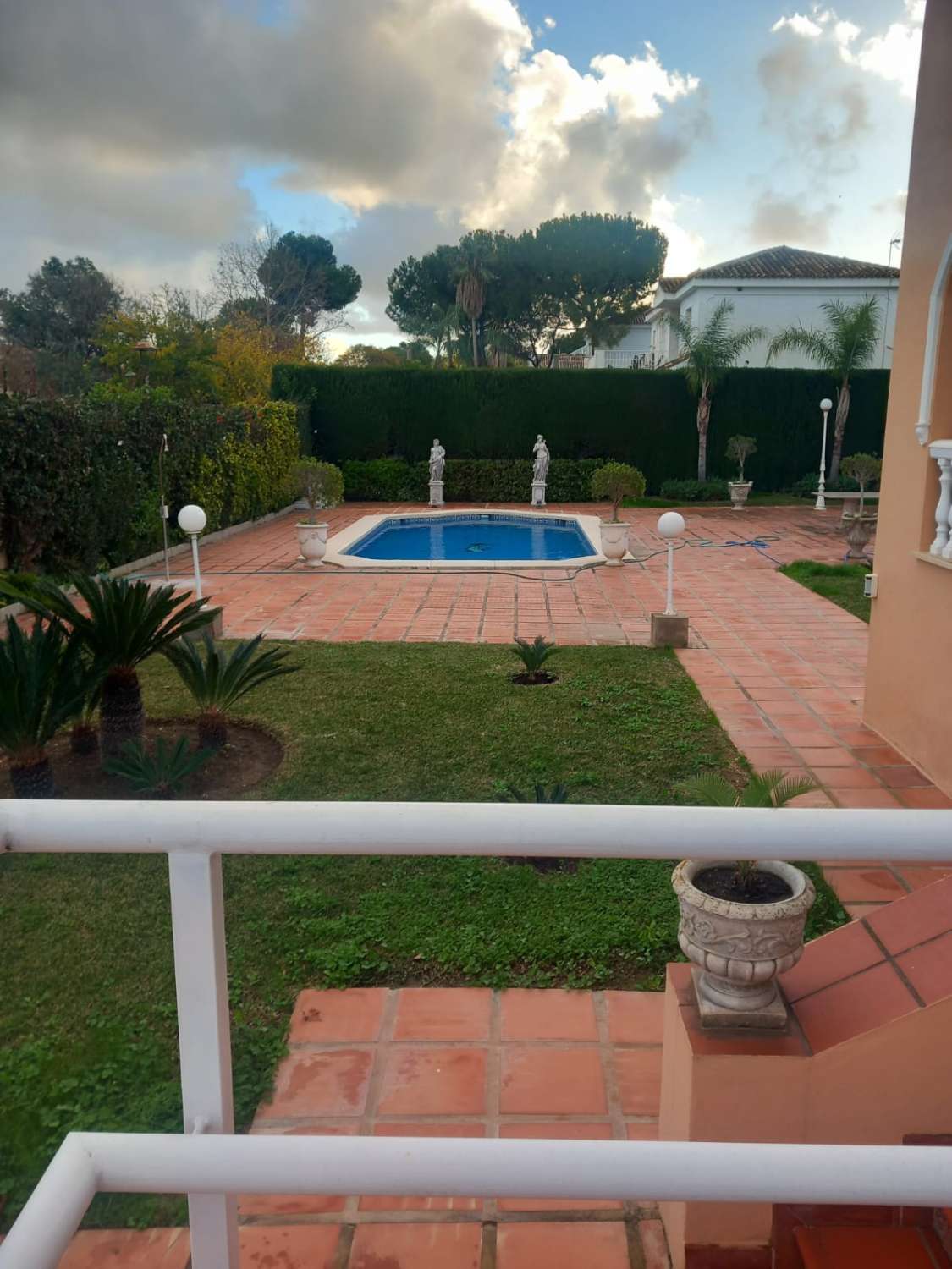 Villa en venta en Alhaurín de la Torre