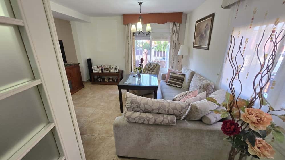 Chalet for sale in Alhaurín de la Torre