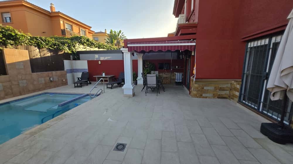 Chalet for sale in Alhaurín de la Torre
