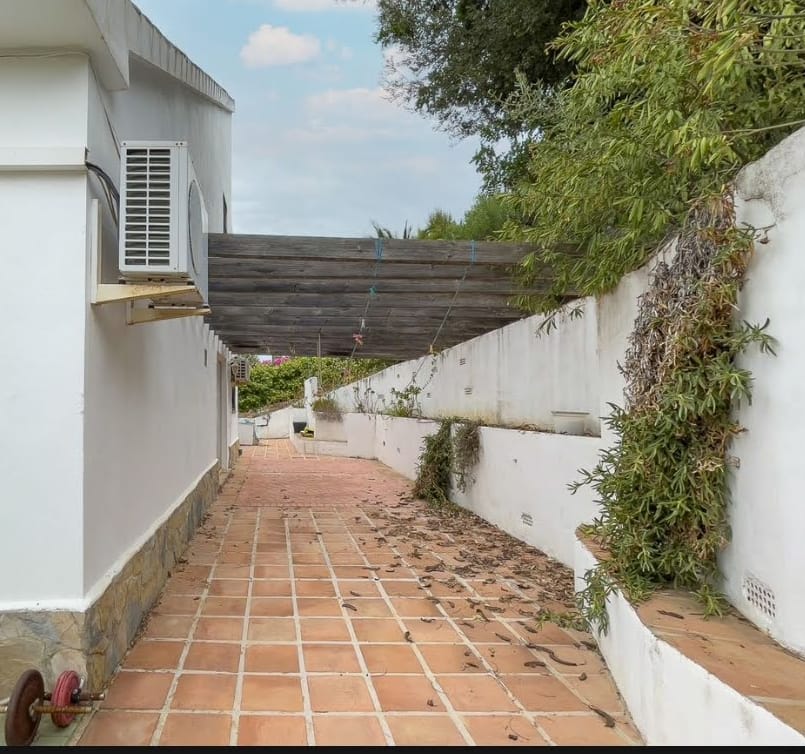 Villa en venta en Alhaurín de la Torre