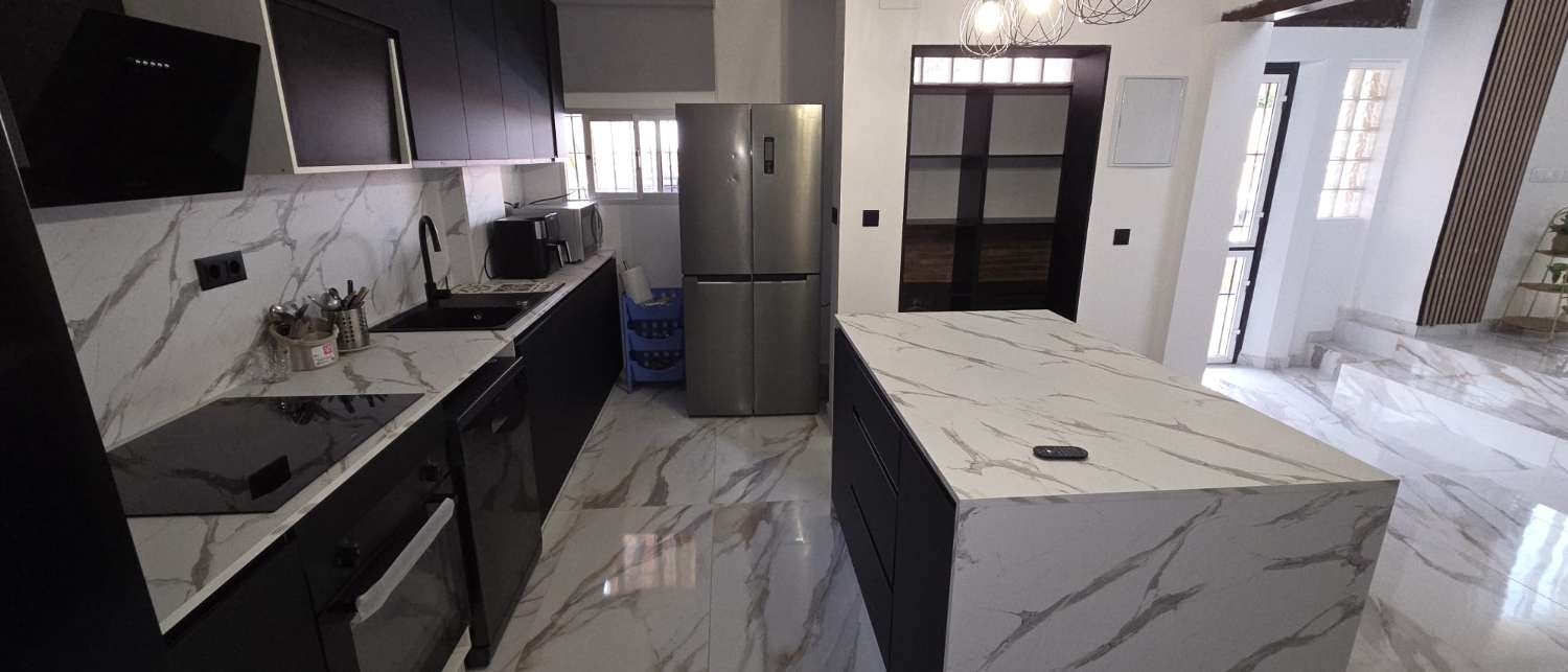 Villa en venta en Alhaurín de la Torre