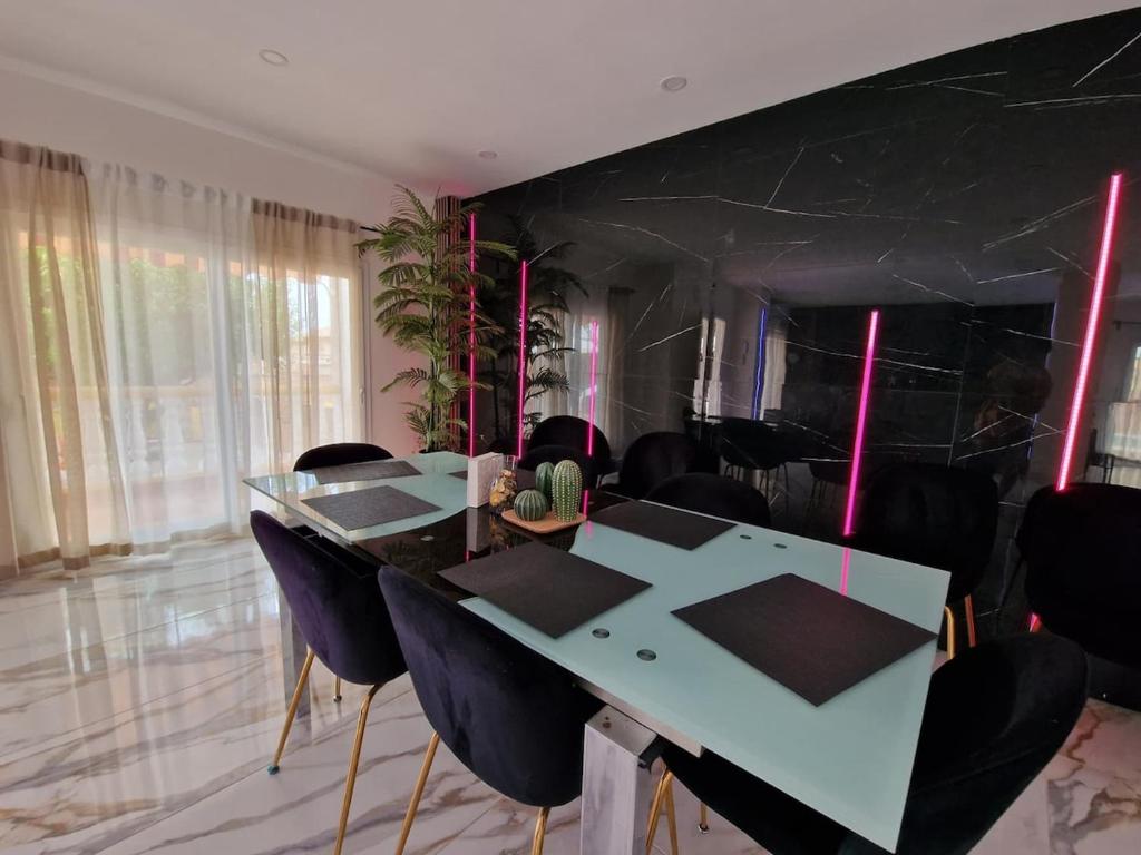 Villa en venta en Alhaurín de la Torre