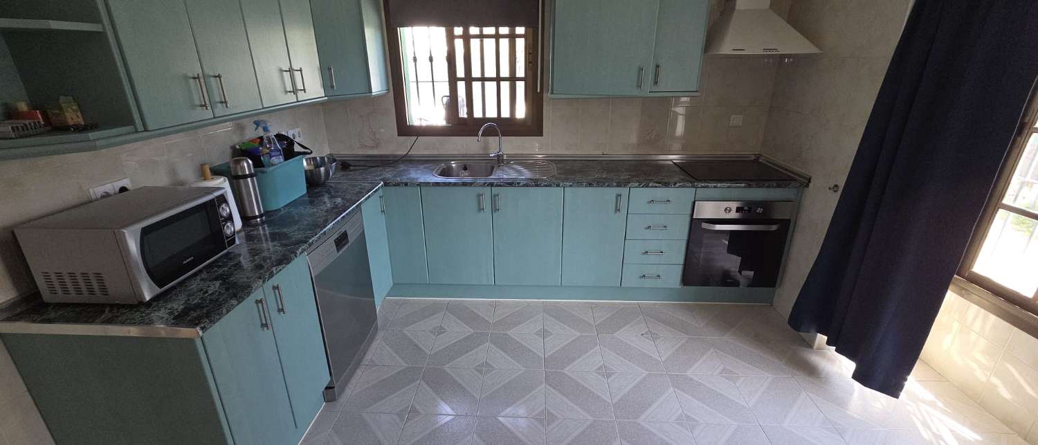 Villa en venta en Coín