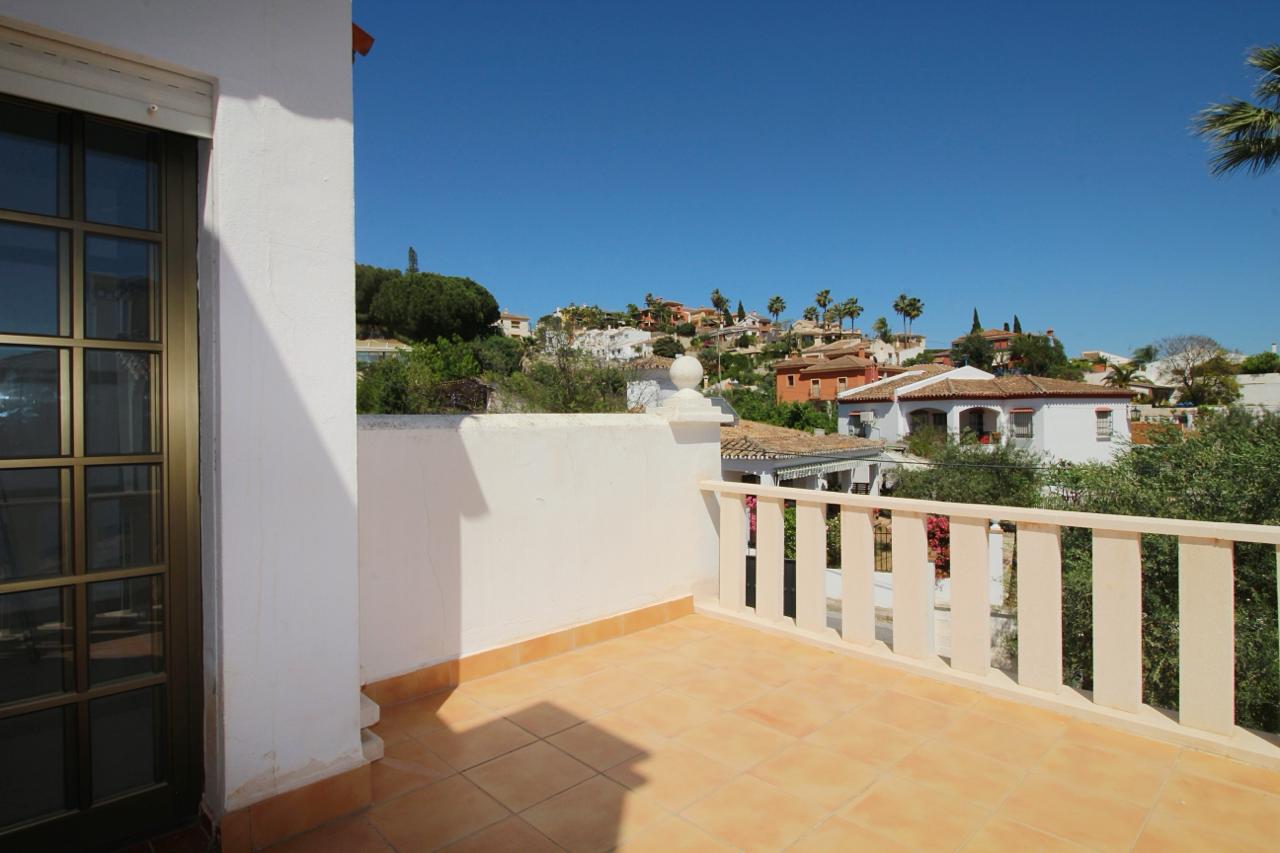 Villa en venta en Coín