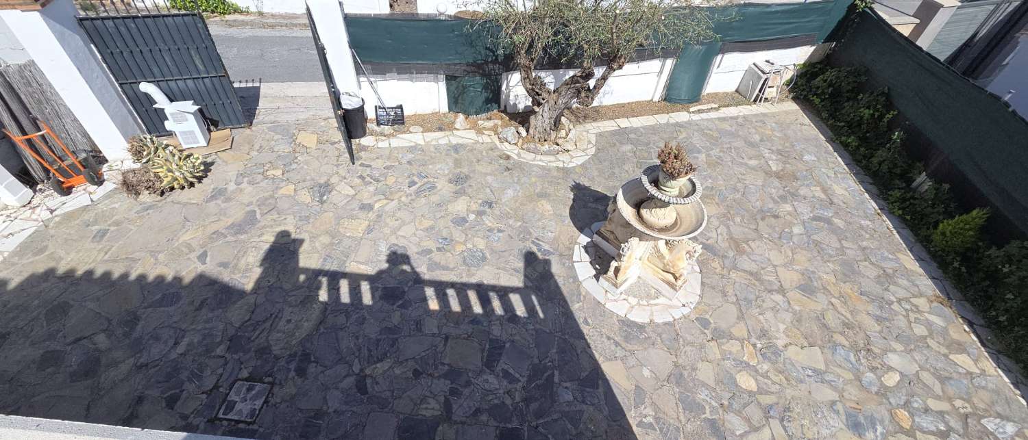 Villa en venta en Coín