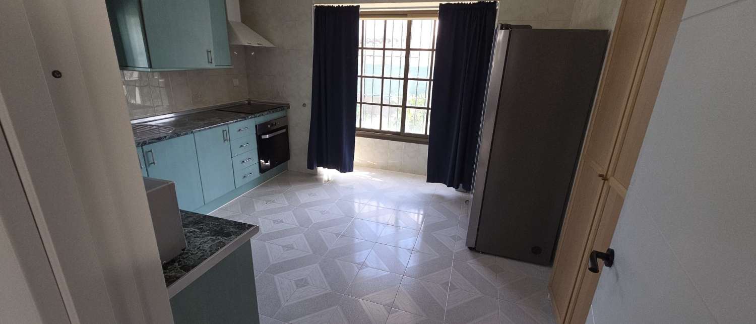 Villa en venta en Coín