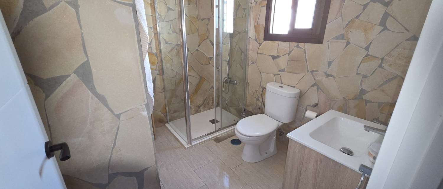 Villa en venta en Coín