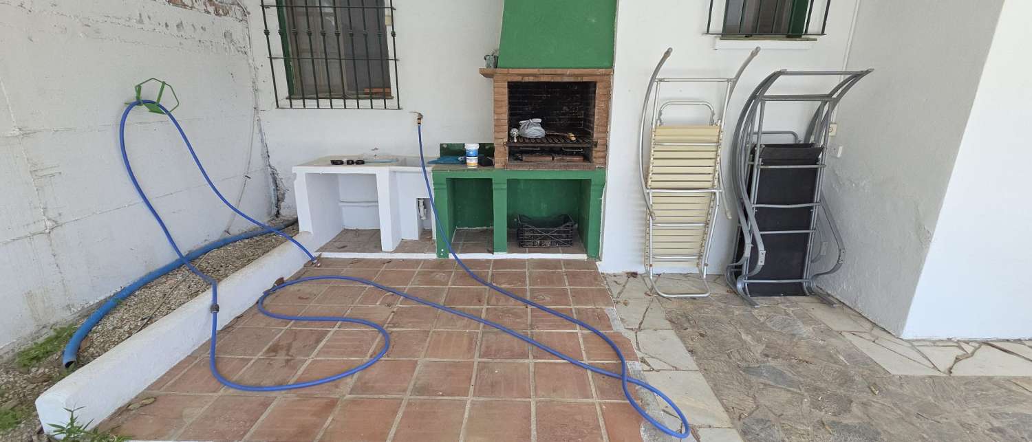 Villa en venta en Coín