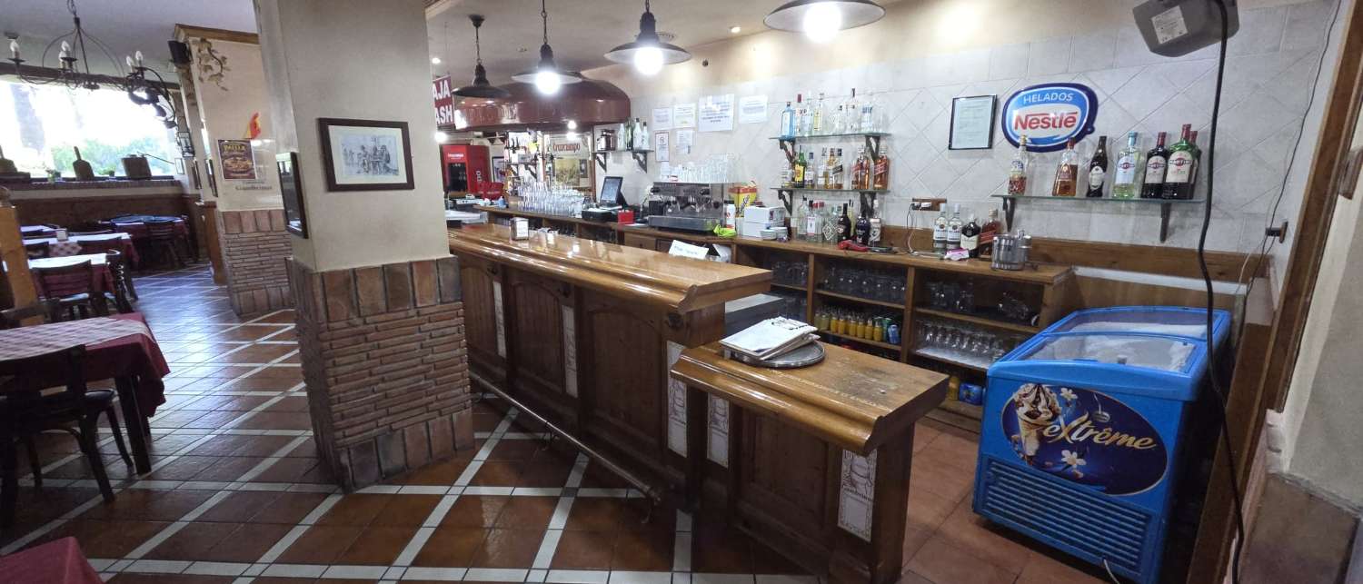 Restaurante en traspaso en Alhaurín de la Torre